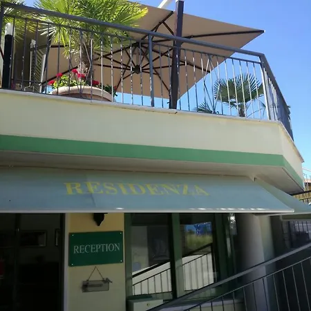 Residenza Orchidee Lägenhetshotell Lazise