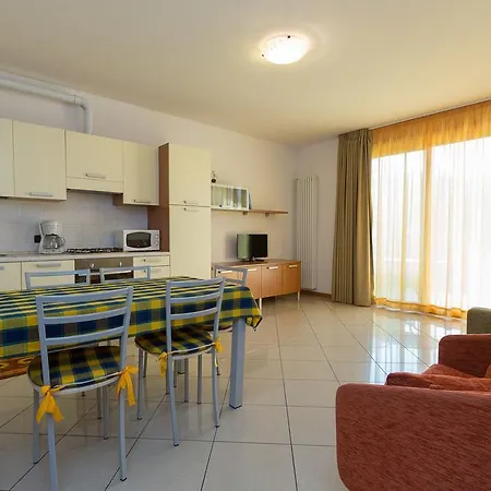 Ξενοδοχείο με διαμερίσματα Residenza Orchidee 4*