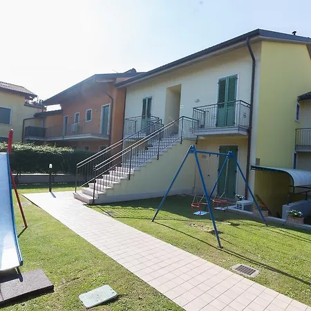 Residenza Orchidee Λατζίζε