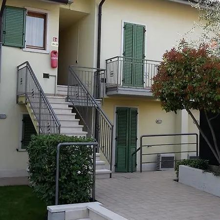 Ξενοδοχείο με διαμερίσματα Residenza Orchidee 4*