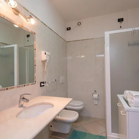Residenza Orchidee لاتيزي