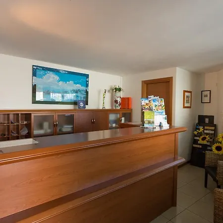 Residenza Orchidee لاتيزي