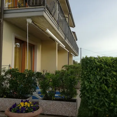 Residenza Orchidee شقة فندقية لاتيزي