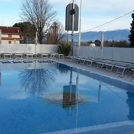 Aparthotel Residenza Orchidee 4*